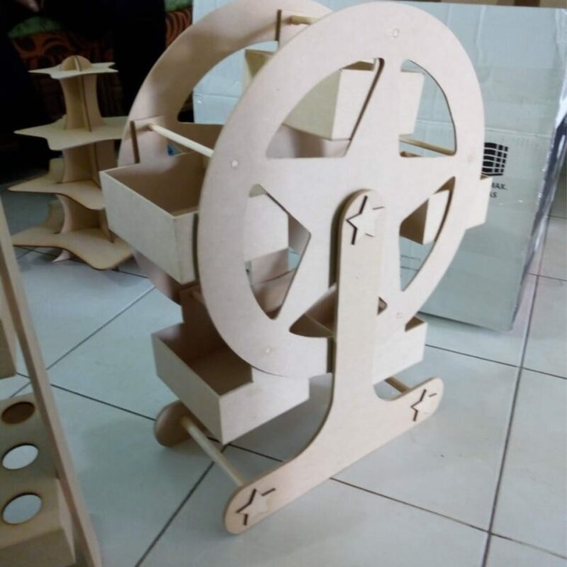 Rueda de la Fortuna de Madera - Centro de Mesa y Dulcero